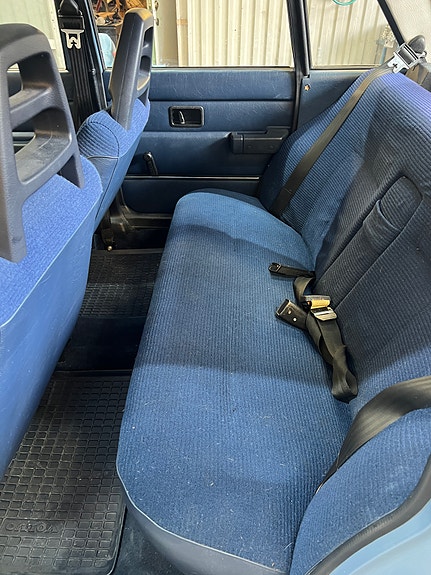 Volvo 244 12 of 13