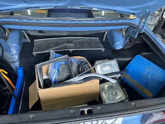 Volvo 244 11 of 13