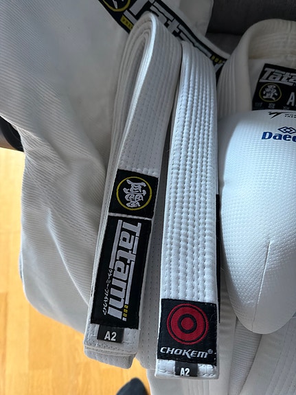Product image 1 of 4