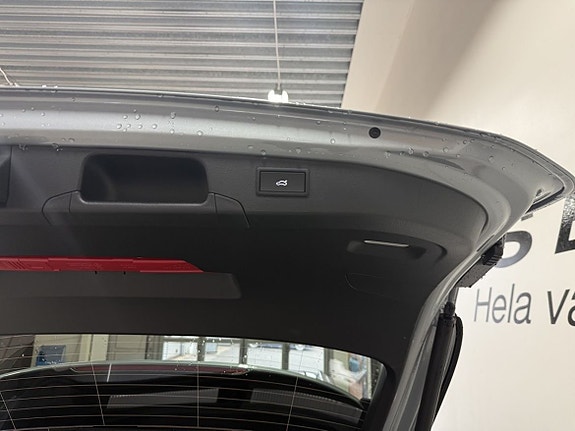 Volkswagen Passat 18 of 24