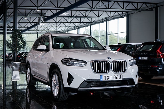BMW X3 3 of 29