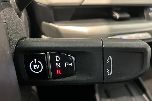 Kia EV4 12 of 14
