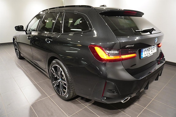 BMW 330e 17 of 17