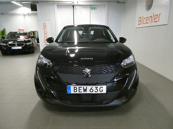 Peugeot 2008 8 of 17