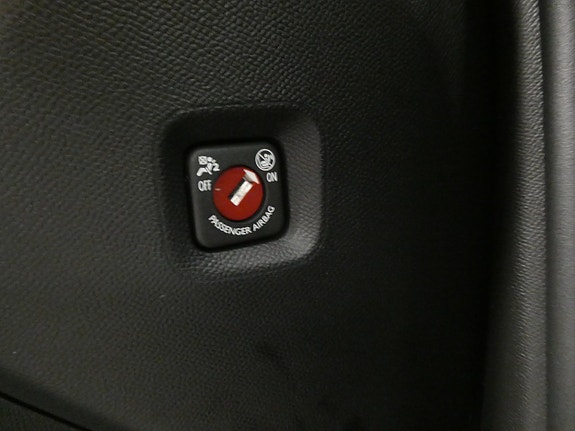 Peugeot 2008 15 of 17
