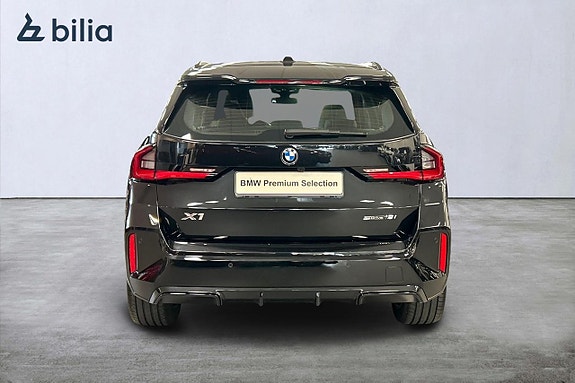 BMW X1 4 of 18