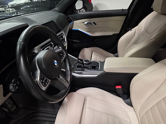 BMW 330e 7 of 17