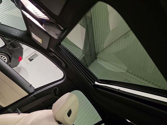 BMW 330e 6 of 17