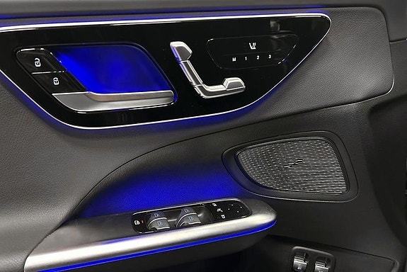 Mercedes-Benz C300 20 of 20