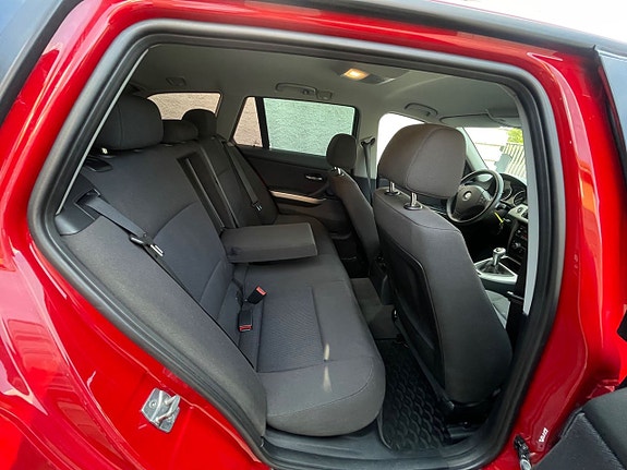 BMW 316i 12 of 17