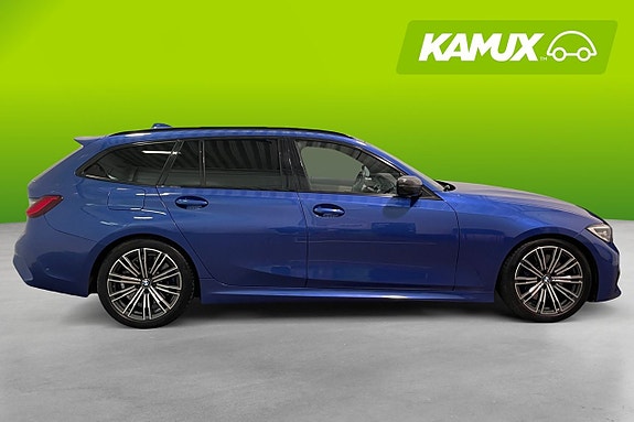 BMW 330i 2 of 24