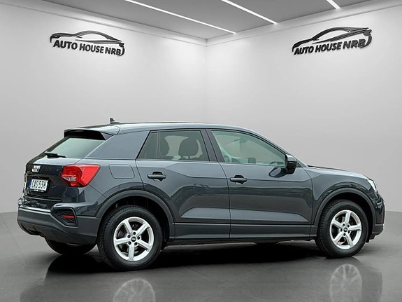 Audi Q2 11 of 24