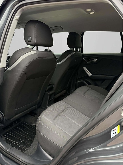 Audi Q2 22 of 24