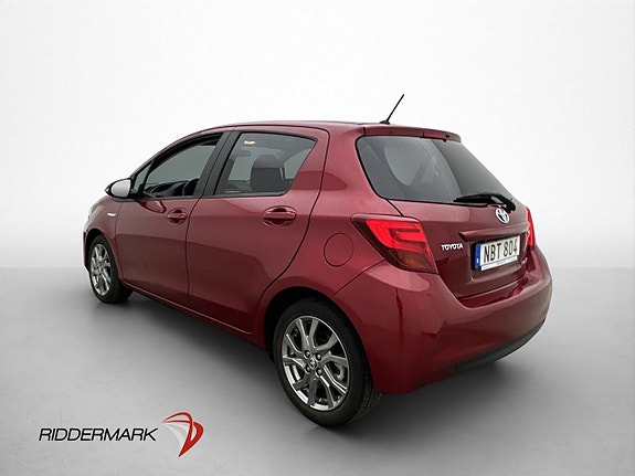 Toyota Yaris 5 of 26