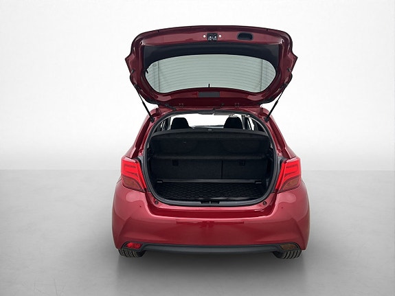 Toyota Yaris 20 of 26