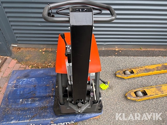Markvibrator/ Padda Husqvarna LG 204 2 of 6