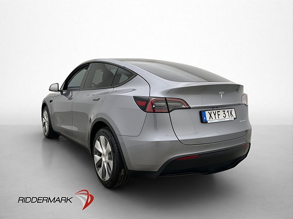 Tesla Model Y 6 of 30