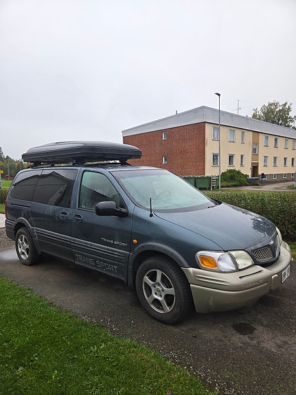 Chevrolet Trans Sport 2 of 6
