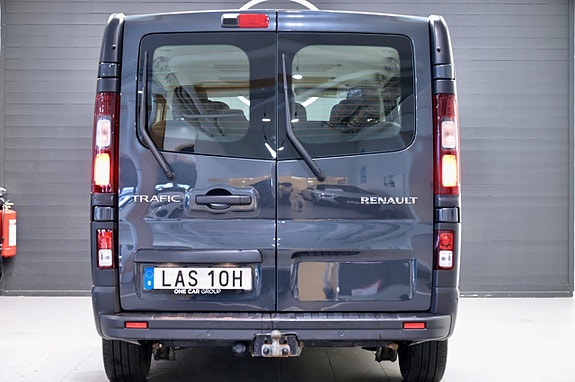 Renault Trafic 5 of 17