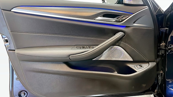 BMW 520d 11 of 13