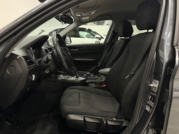 BMW 118i 11 of 23