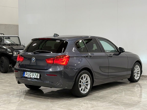 BMW 118i 5 of 23