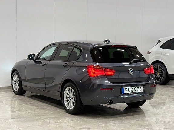 BMW 118i 3 of 23