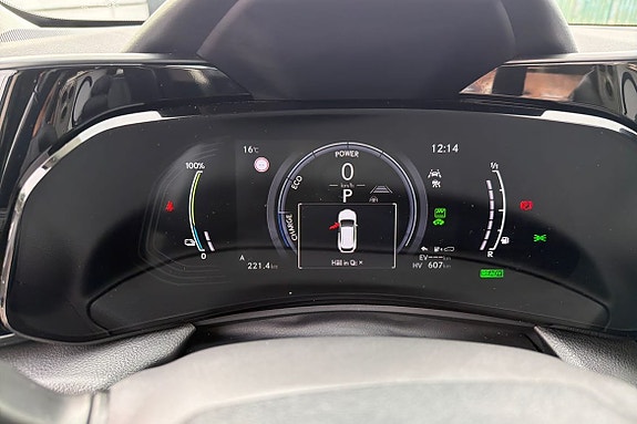 Lexus NX450h+ 16 of 21