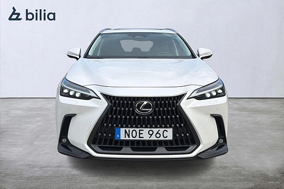 Lexus NX450h+ 5 of 21