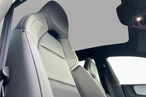 Polestar 4 16 of 16