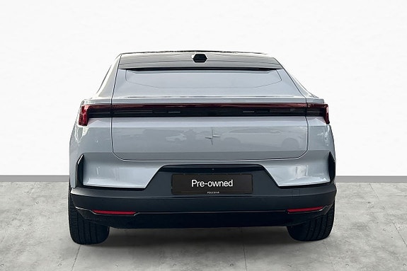 Polestar 4 5 of 16