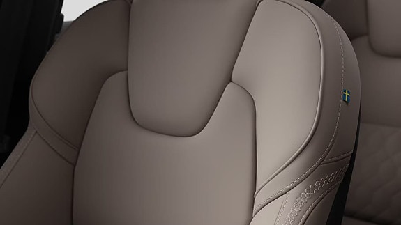 Volvo XC60 5 of 14