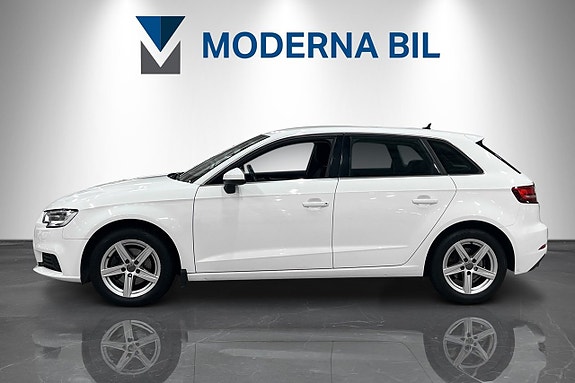 Audi A3 4 of 23