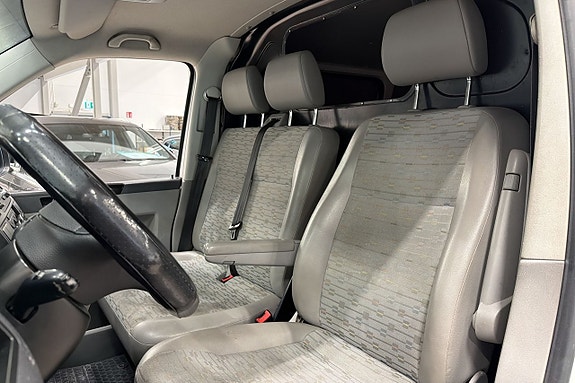 Volkswagen Transporter 14 of 16