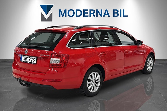 Skoda Octavia 6 of 22