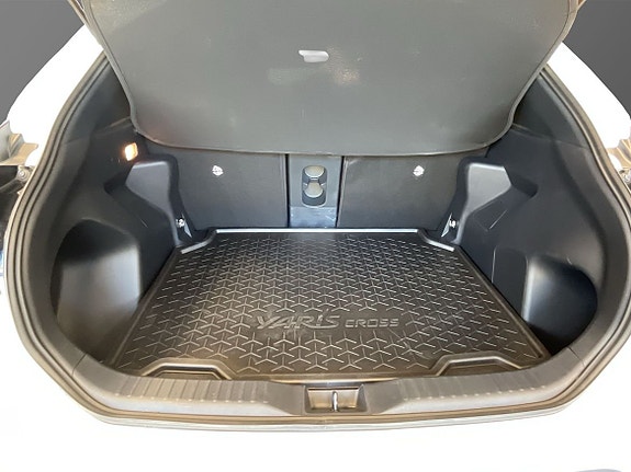 Toyota Yaris Cross 20 of 20