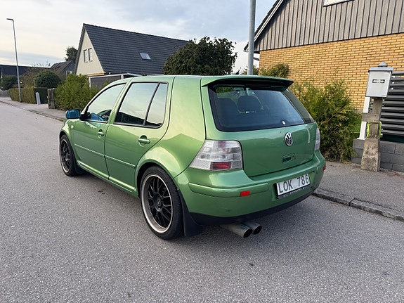 Volkswagen Golf IV 2 of 5