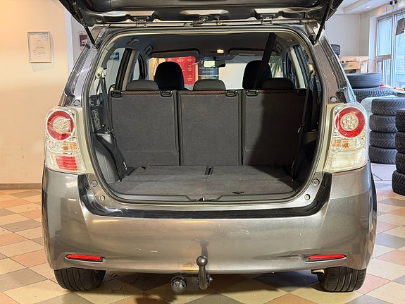 Toyota Verso 9 of 27