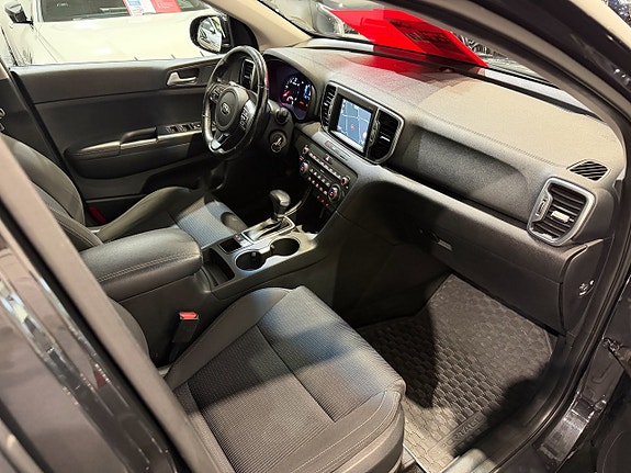 Kia Sportage 12 of 26
