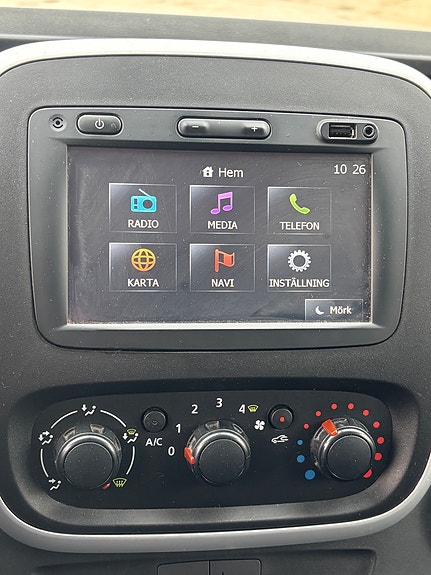 Opel Vivaro 10 of 11