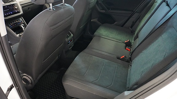 Volkswagen Tiguan 12 of 27