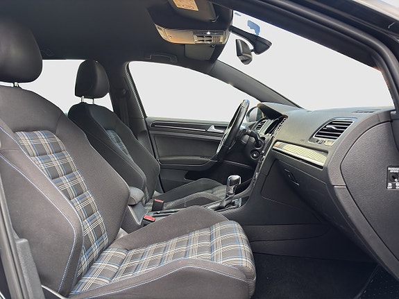 Volkswagen Golf I 19 of 20