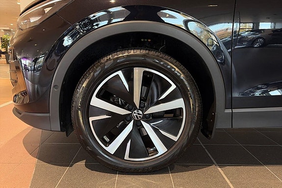 Volkswagen Tiguan 25 of 25