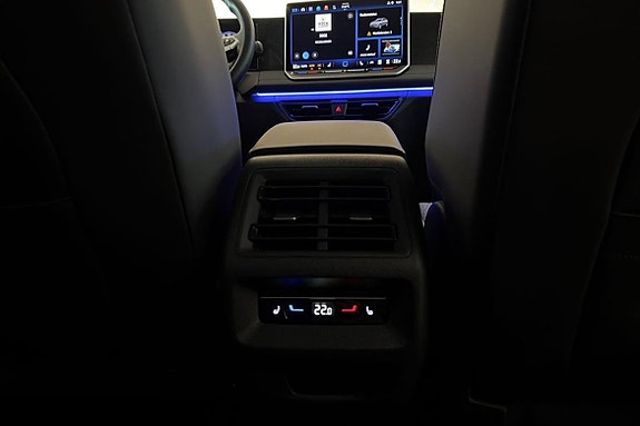 Volkswagen Tiguan 21 of 25