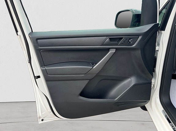 Volkswagen Caddy 8 of 22
