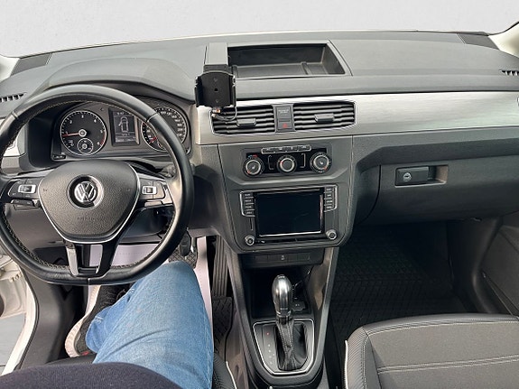 Volkswagen Caddy 9 of 22