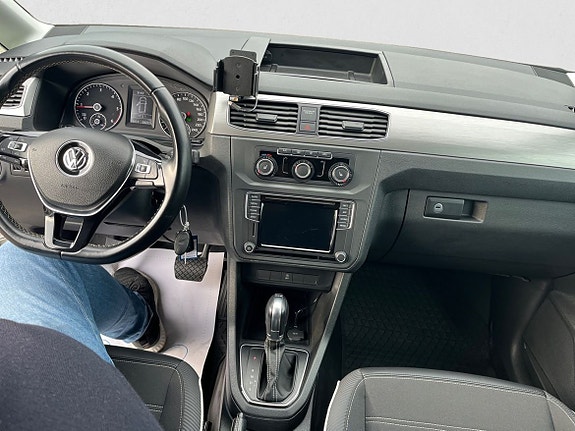Volkswagen Caddy 12 of 22