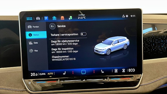 Volkswagen Passat 10 of 18