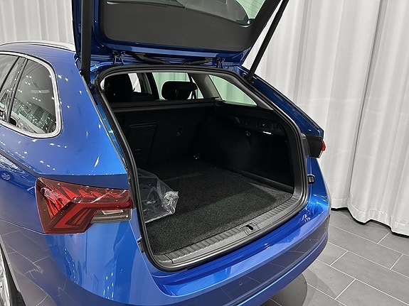 Skoda Octavia 4 of 14