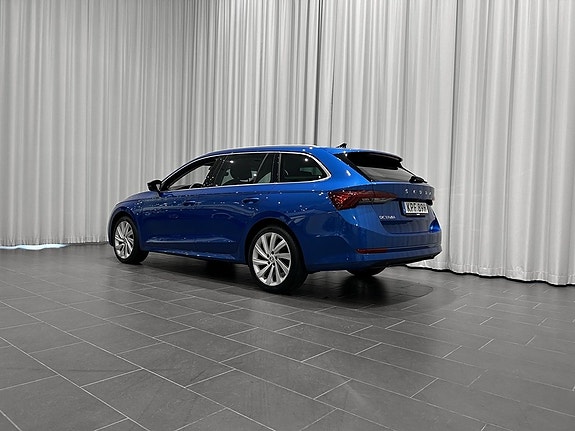 Skoda Octavia 3 of 14